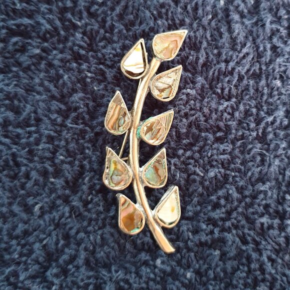 Vintage Mexico Hand Crafted Alpaca Silver Abalone Inlay Leaf Brooch - Picture 4 of 10